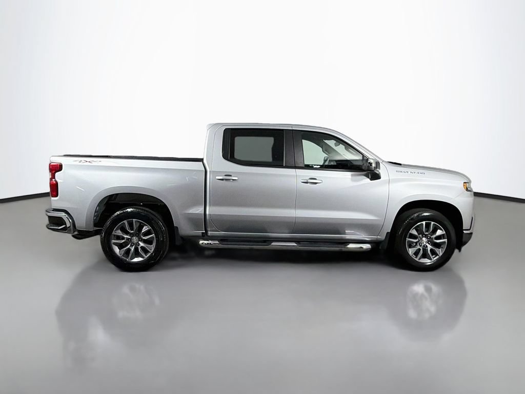 Used 2022 Chevrolet Silverado 1500 LT AWD/4WD image 8