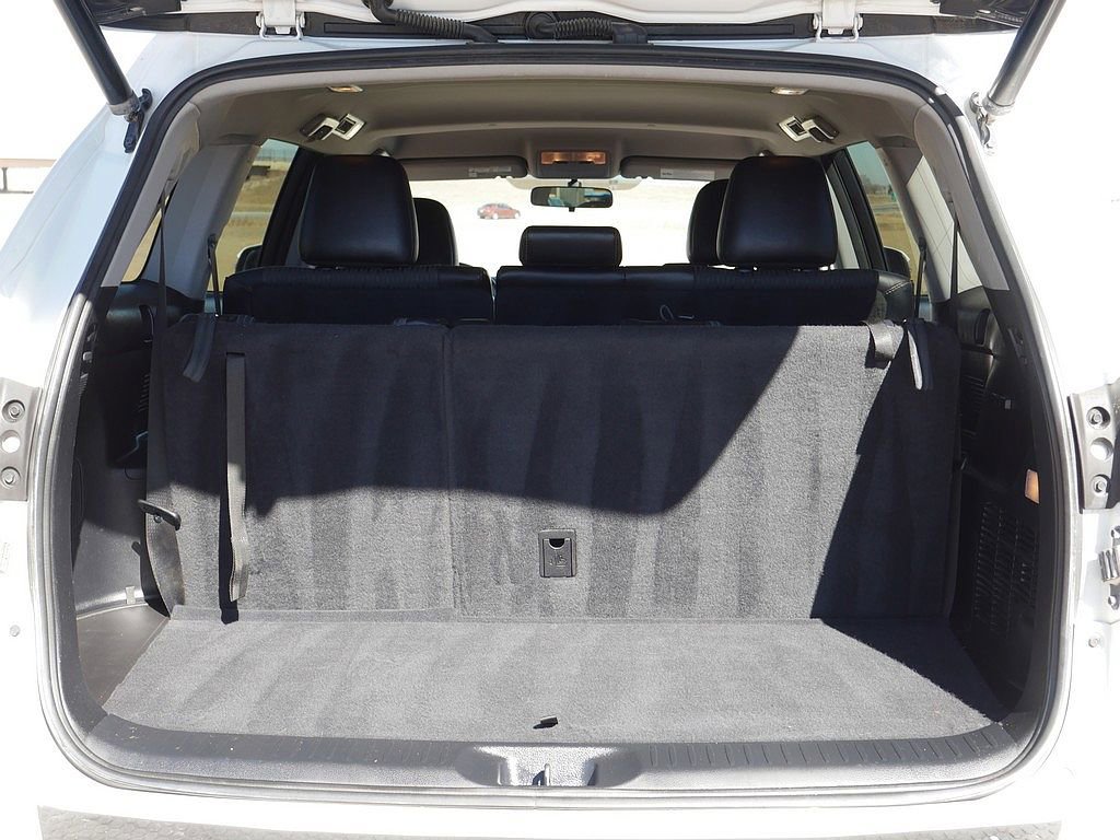 Used 2016 Toyota Highlander Plus AWD/4WD image 46
