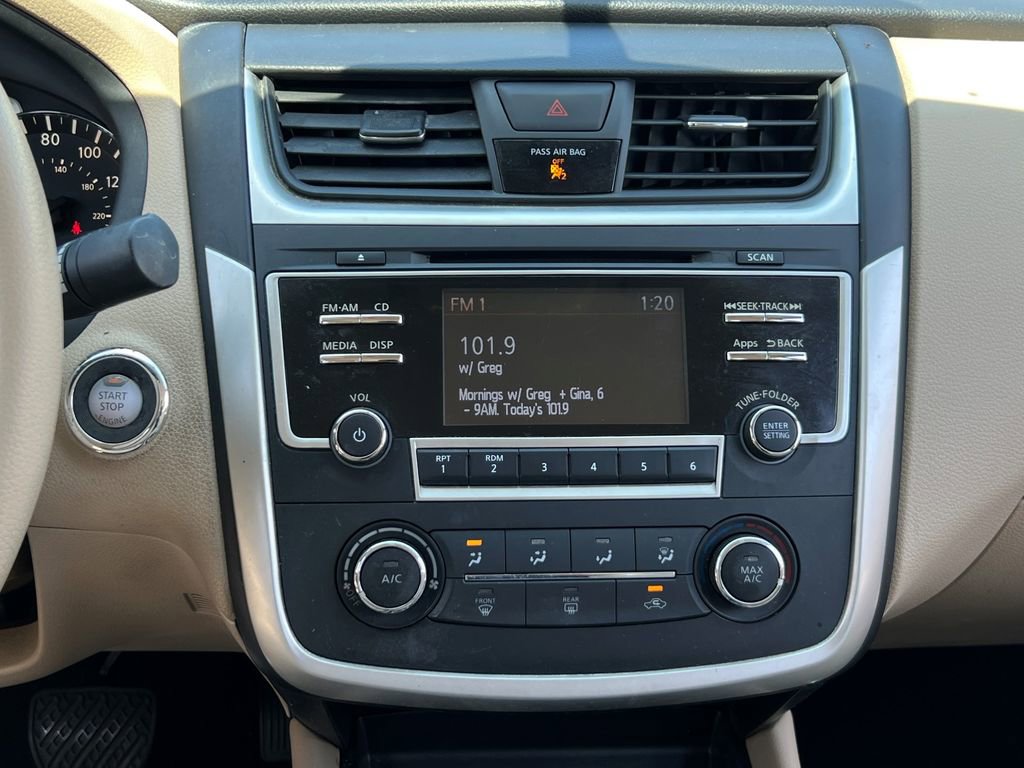 Used 2016 Nissan Altima 2.5 S w/ Power Driver Seat Package image 15
