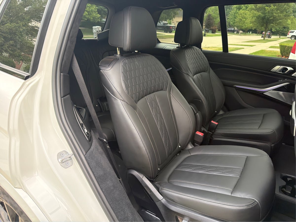 Used 2024 BMW X7 M60i w/ Executive Package AWD/4WD image 33