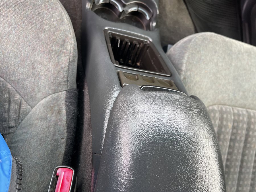 Used 2002 Chevrolet S10 Pickup LS w/ LS Preferred Equipment Group AWD/4WD image 16