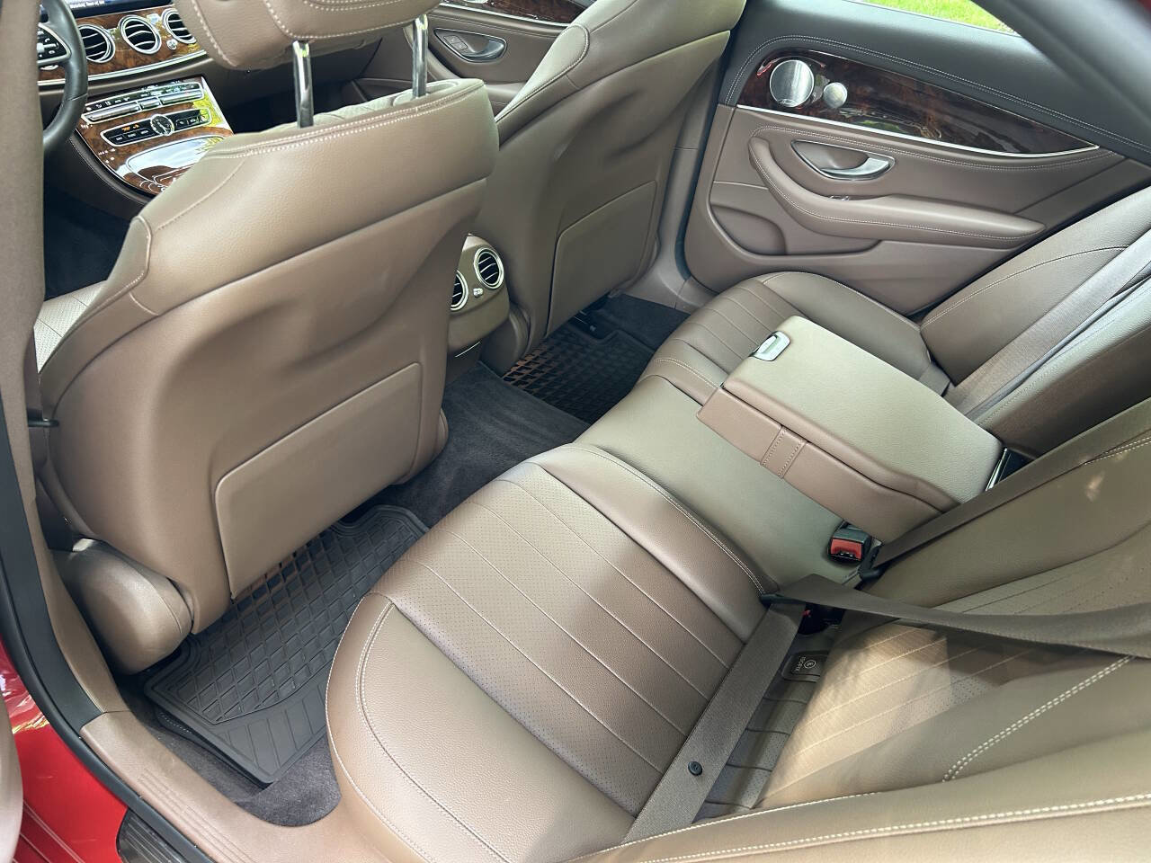 Used 2019 Mercedes-Benz E 450 4MATIC Sedan w/ Driver Assistance Package image 22
