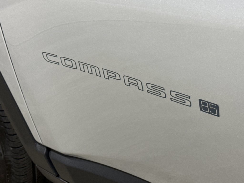 New 2026 Jeep Compass Latitude AWD/4WD image 26