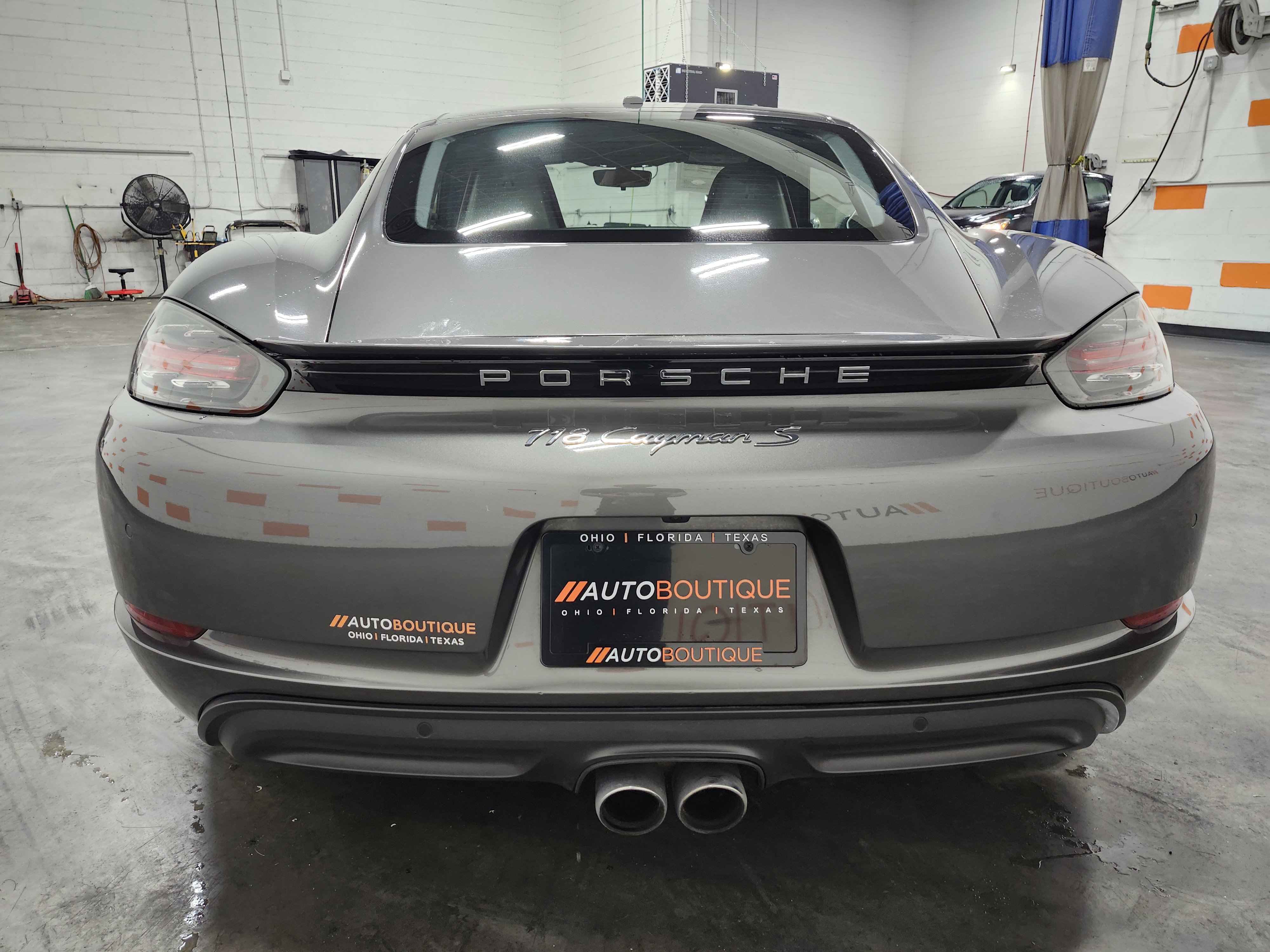 Used 2017 Porsche 718 Cayman S RWD image 17