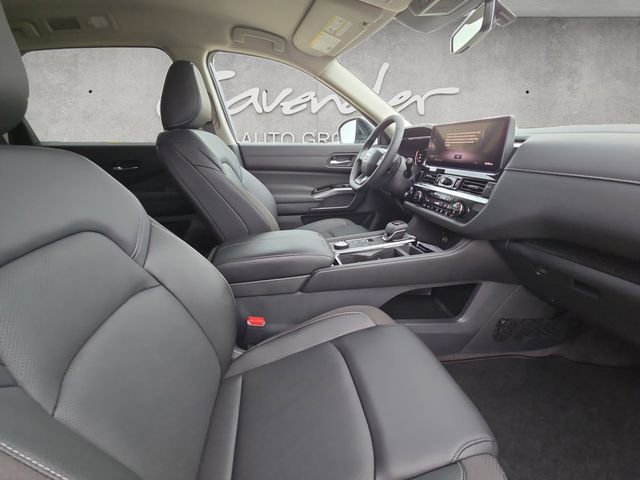 New 2026 Nissan Pathfinder SL AWD/4WD image 24