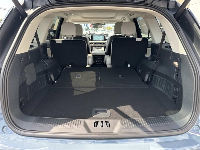 New 2025 Lincoln Aviator Reserve image 11