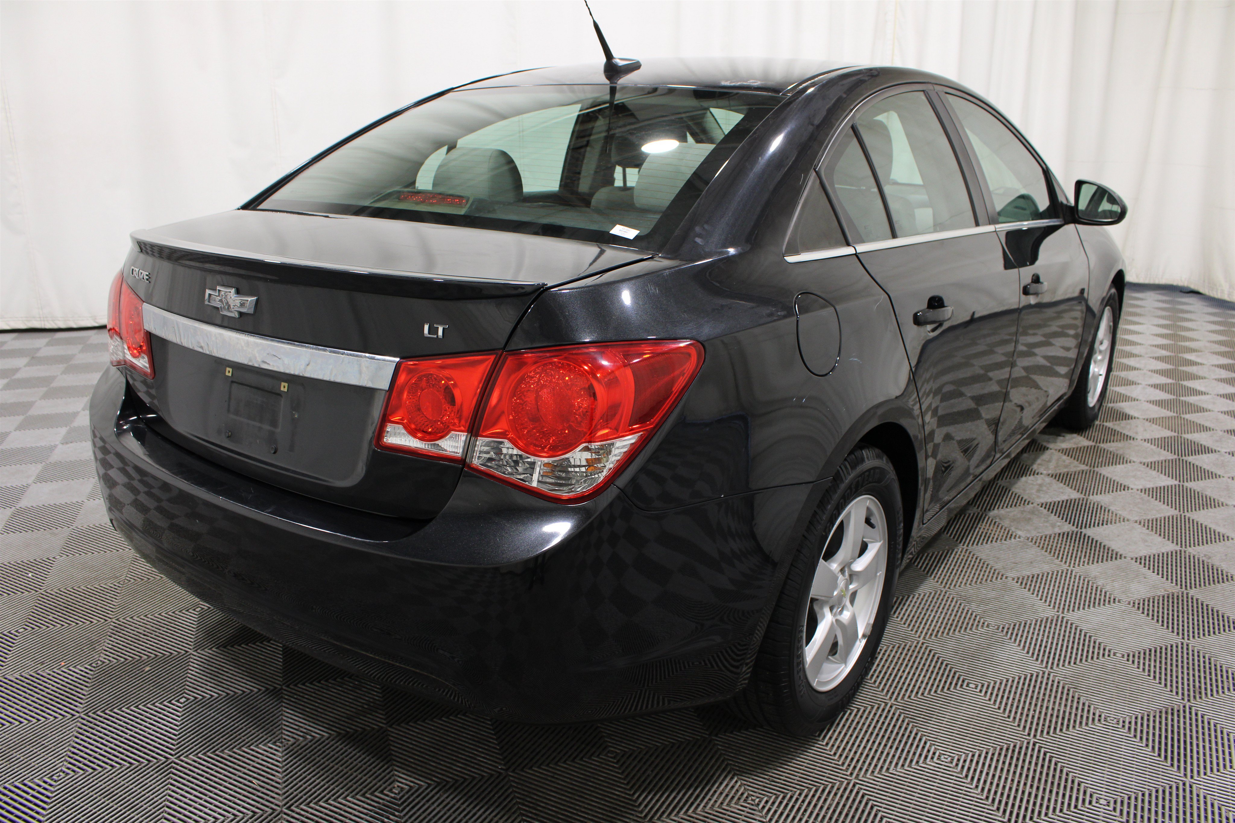 Used 2014 Chevrolet Cruze LT FWD image 25