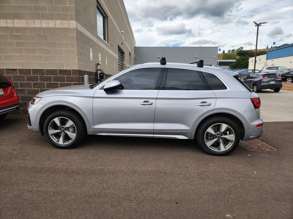 Used 2022 Audi Q5 2.0T Premium Plus w/ Premium Plus Package AWD/4WD image 7