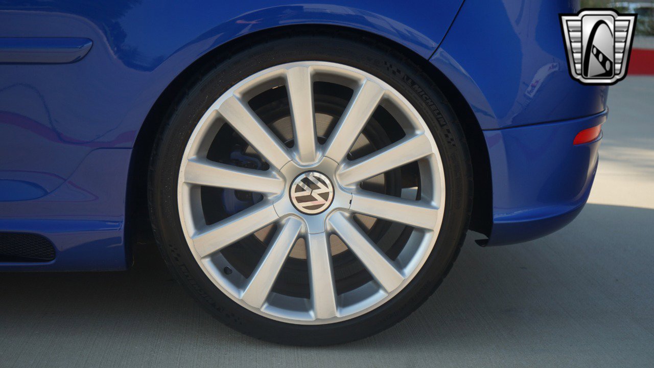 Used 2008 Volkswagen R32 image 9