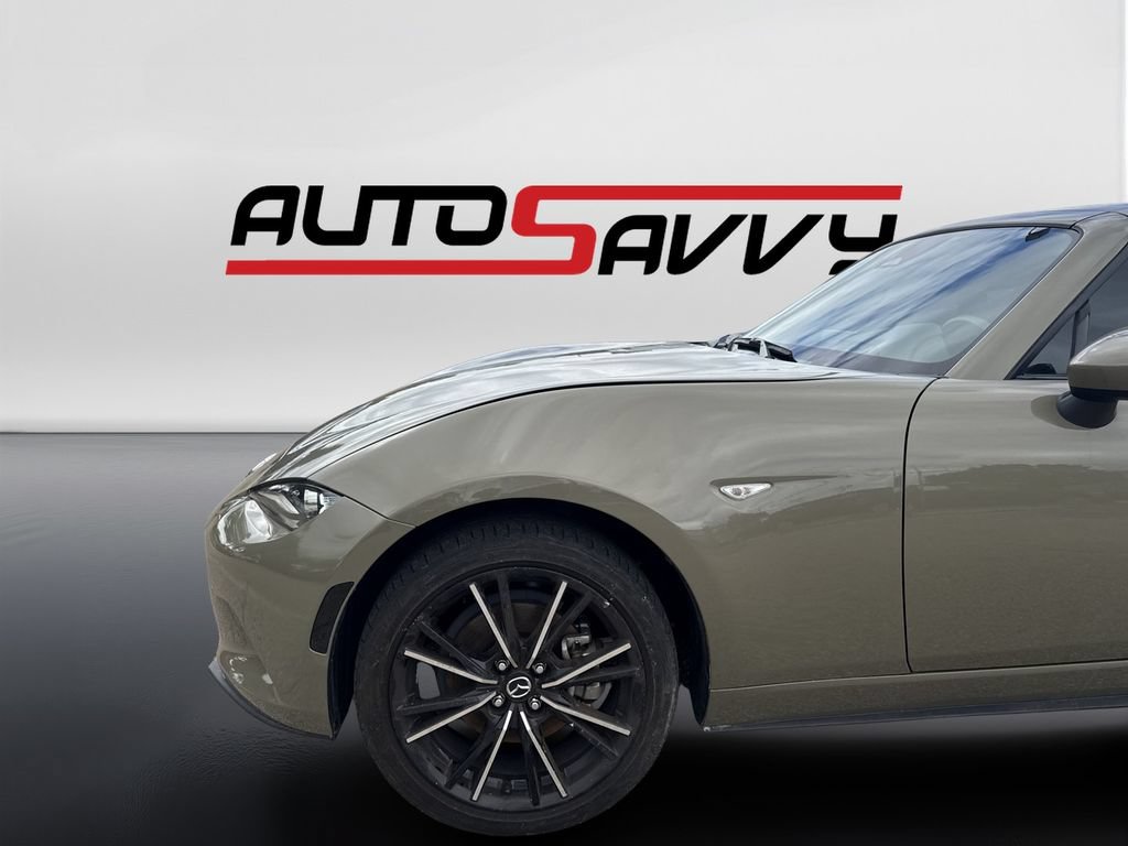 Used 2024 MAZDA MX-5 Miata RF Grand Touring w/ Weather Package RWD image 9