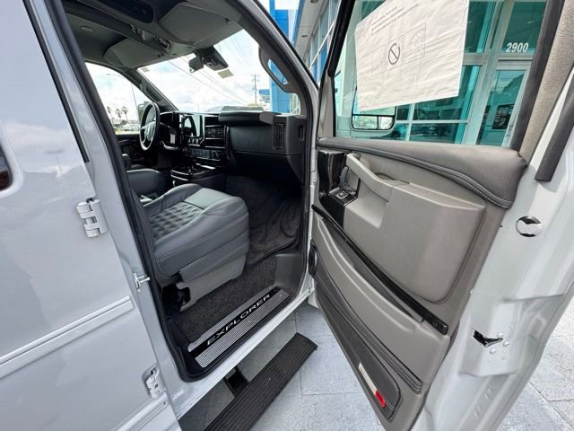 New 2025 Chevrolet Express 2500 w/ Driver Convenience Package image 15