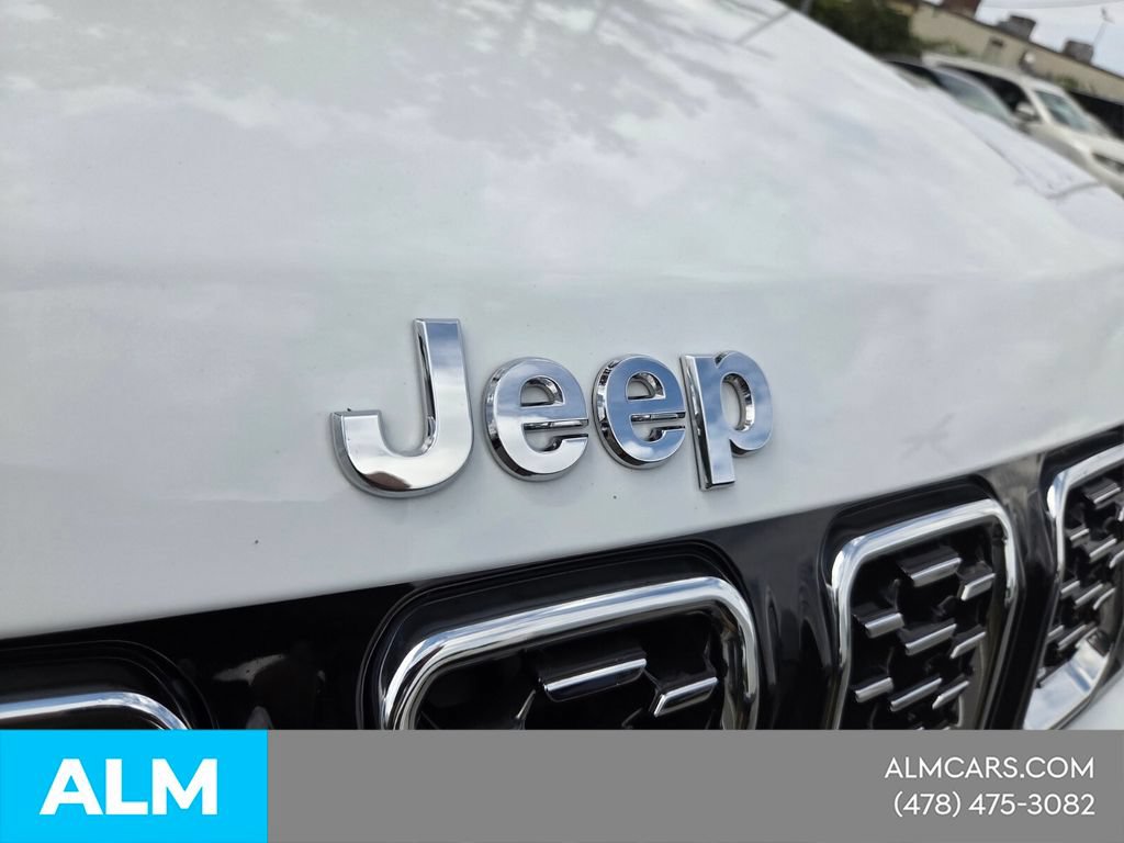 Used 2025 Jeep Compass Limited AWD/4WD image 18