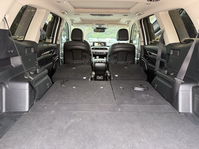 Used 2020 Kia Telluride SX w/ Towing Package FWD image 20