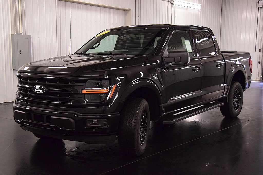 New 2026 Ford F150 XLT w/ Equipment Group 302A MID AWD/4WD image 3