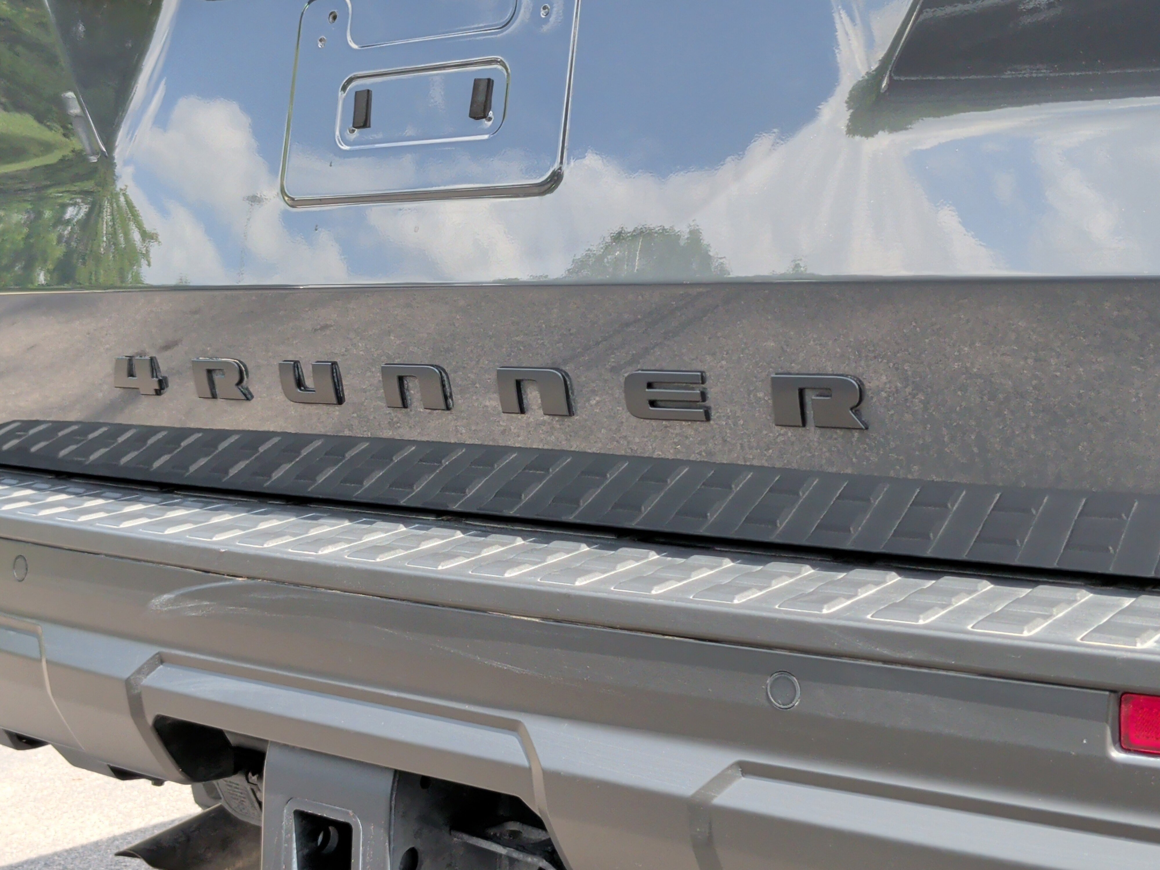 Used 2025 Toyota 4Runner TRD Off-Road Premium w/ Tow Technology Package image 10