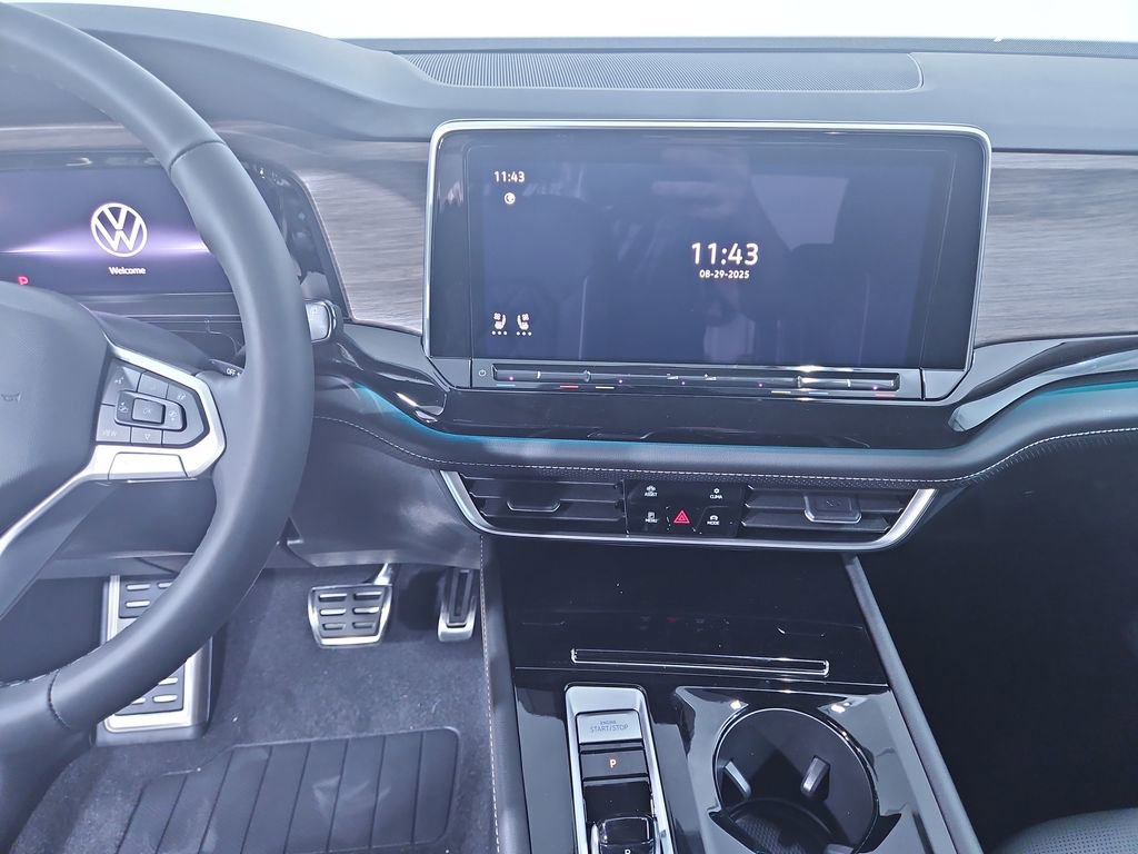 New 2026 Volkswagen Atlas SEL Premium R-Line image 17