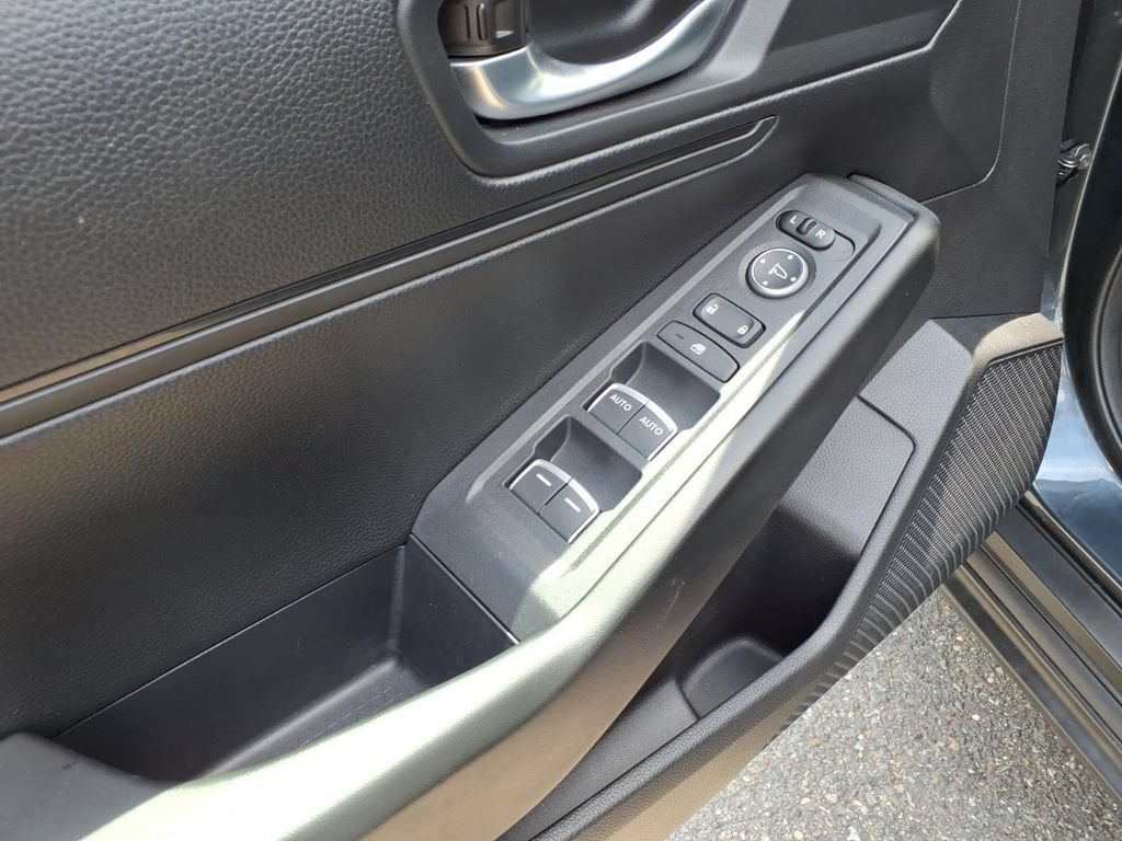 Certified 2023 Honda Accord LX image 15
