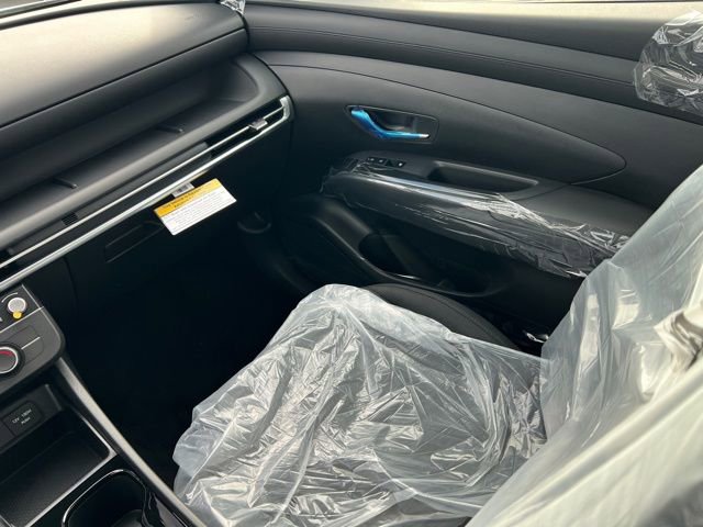 New 2026 Hyundai Tucson SE image 11