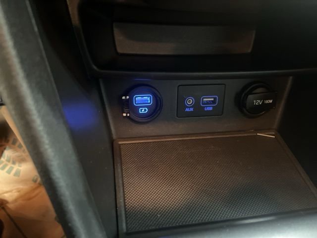 Used 2019 Hyundai Kona SE image 16