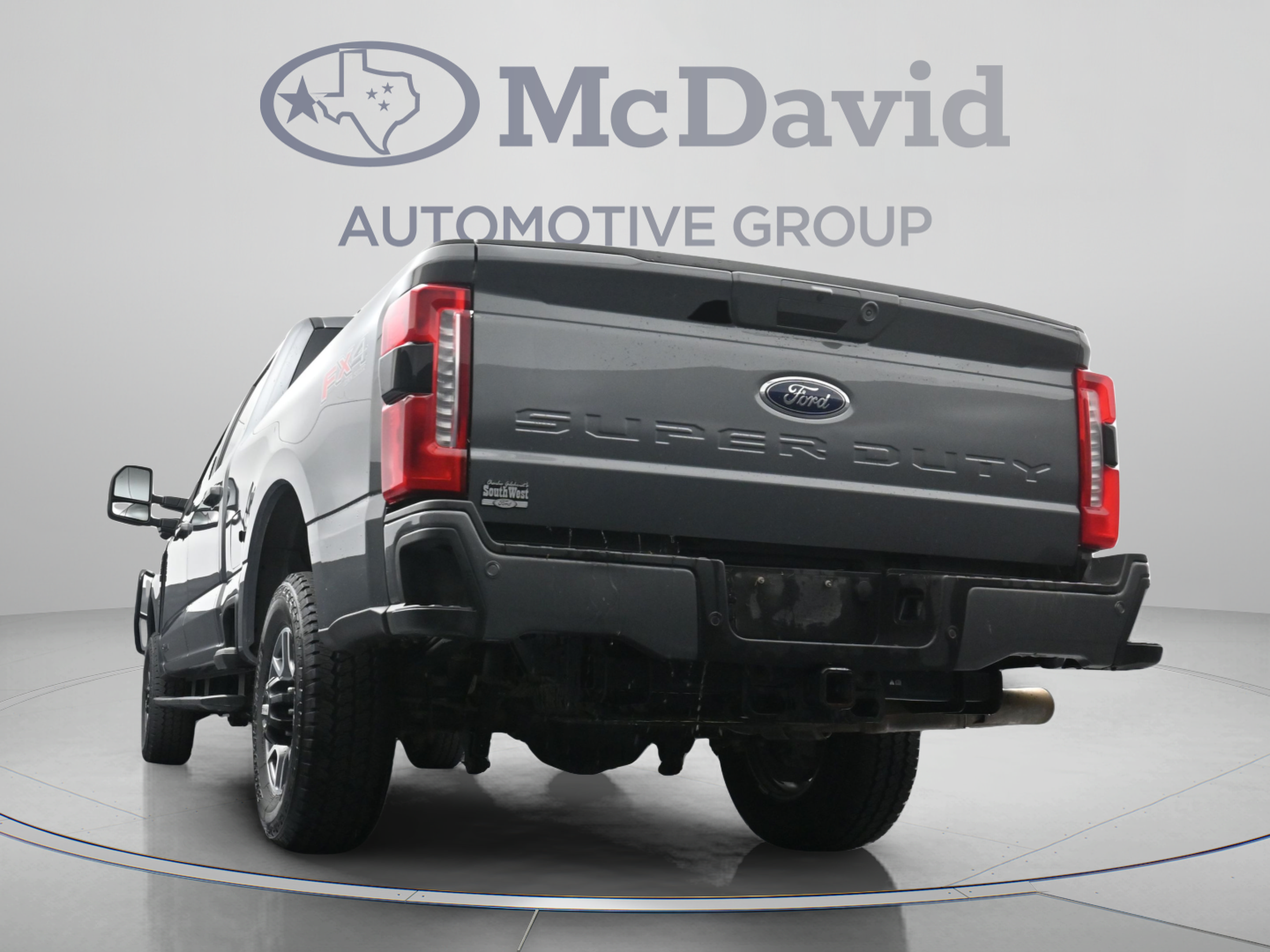 Used 2024 Ford F250 Lariat w/ Lariat Ultimate Package AWD/4WD image 29