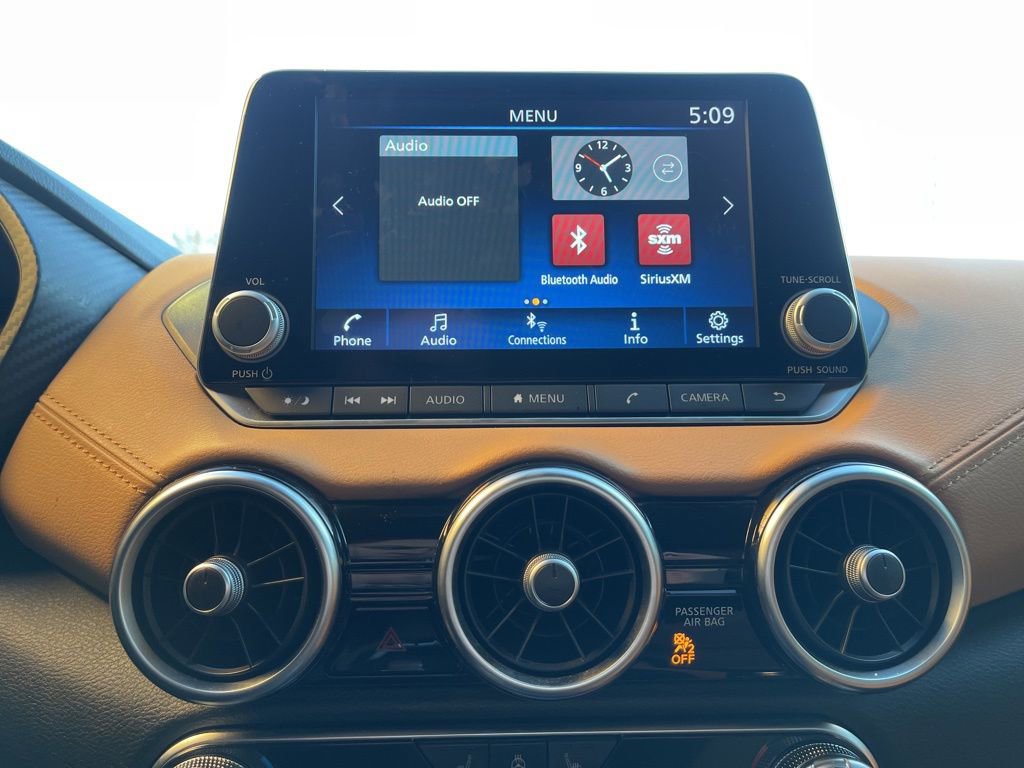 Used 2024 Nissan Sentra SV w/ SV Premium Package image 20