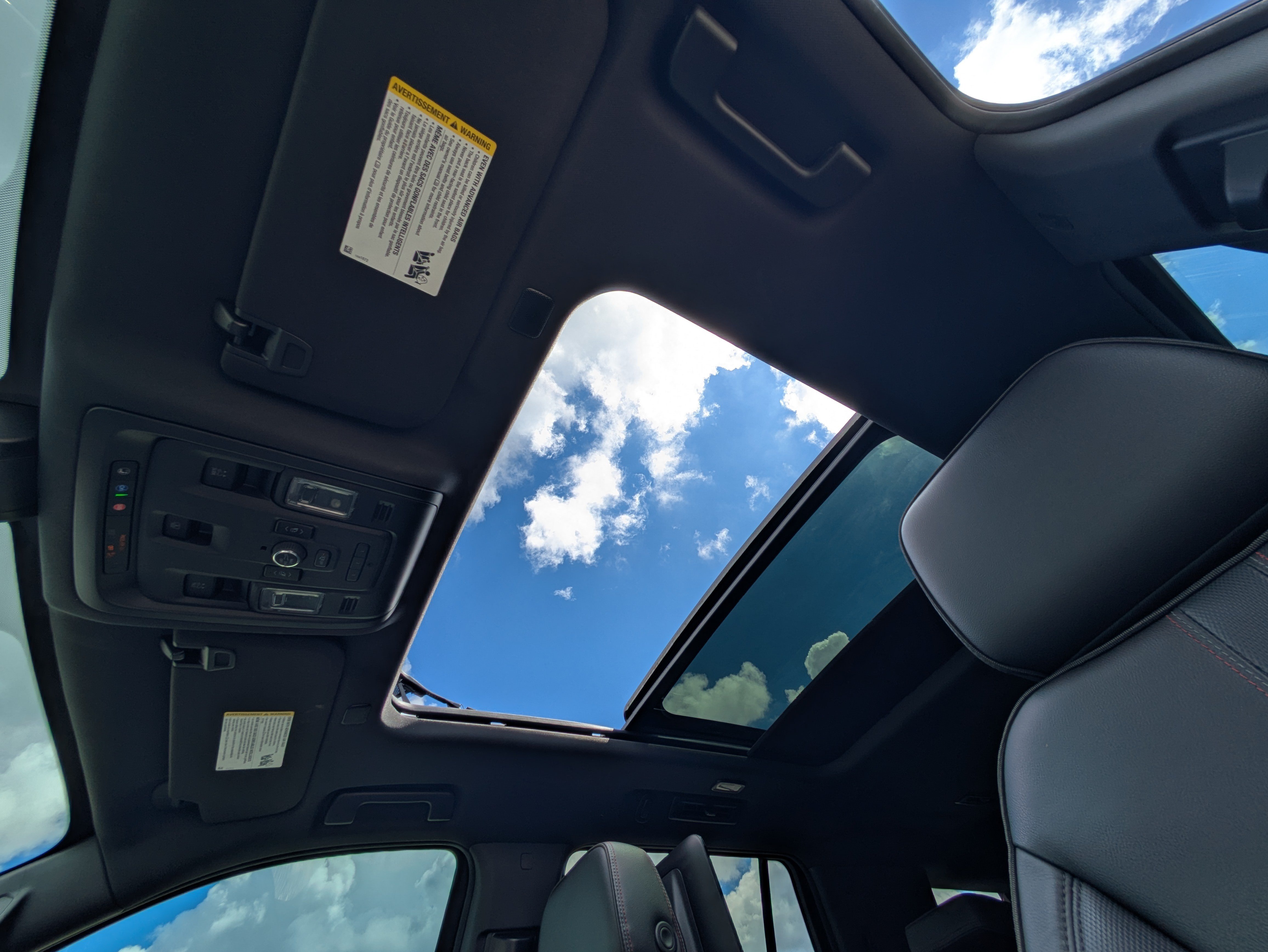 Used 2021 Chevrolet Tahoe RST w/ Luxury Package RWD image 35
