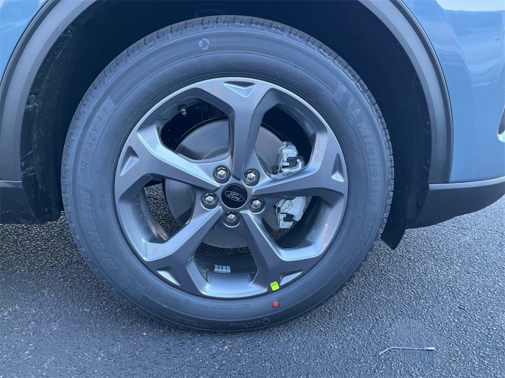 New 2026 Ford Escape ST-Line w/ Tech Pack #1 image 10