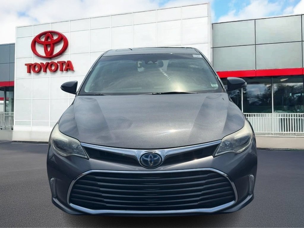 Used 2018 Toyota Avalon Limited FWD image 13