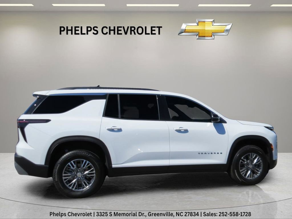Certified 2026 Chevrolet Traverse LT FWD image 11