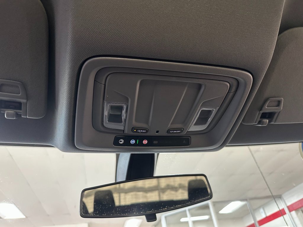 Used 2021 Chevrolet Silverado 1500 RST image 34