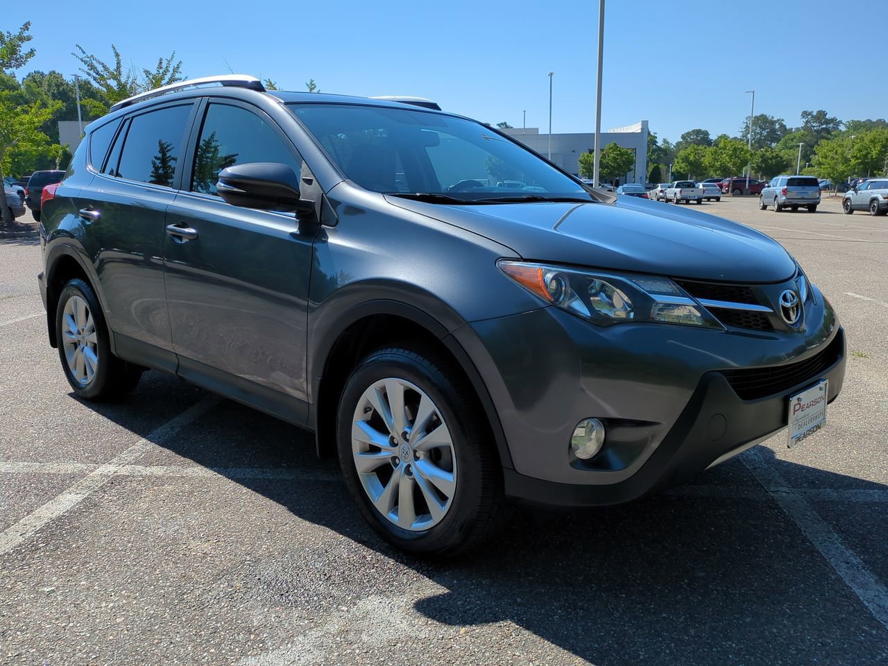 Used 2015 Toyota RAV4 Limited w/ Outdoor Package AWD/4WD image 2