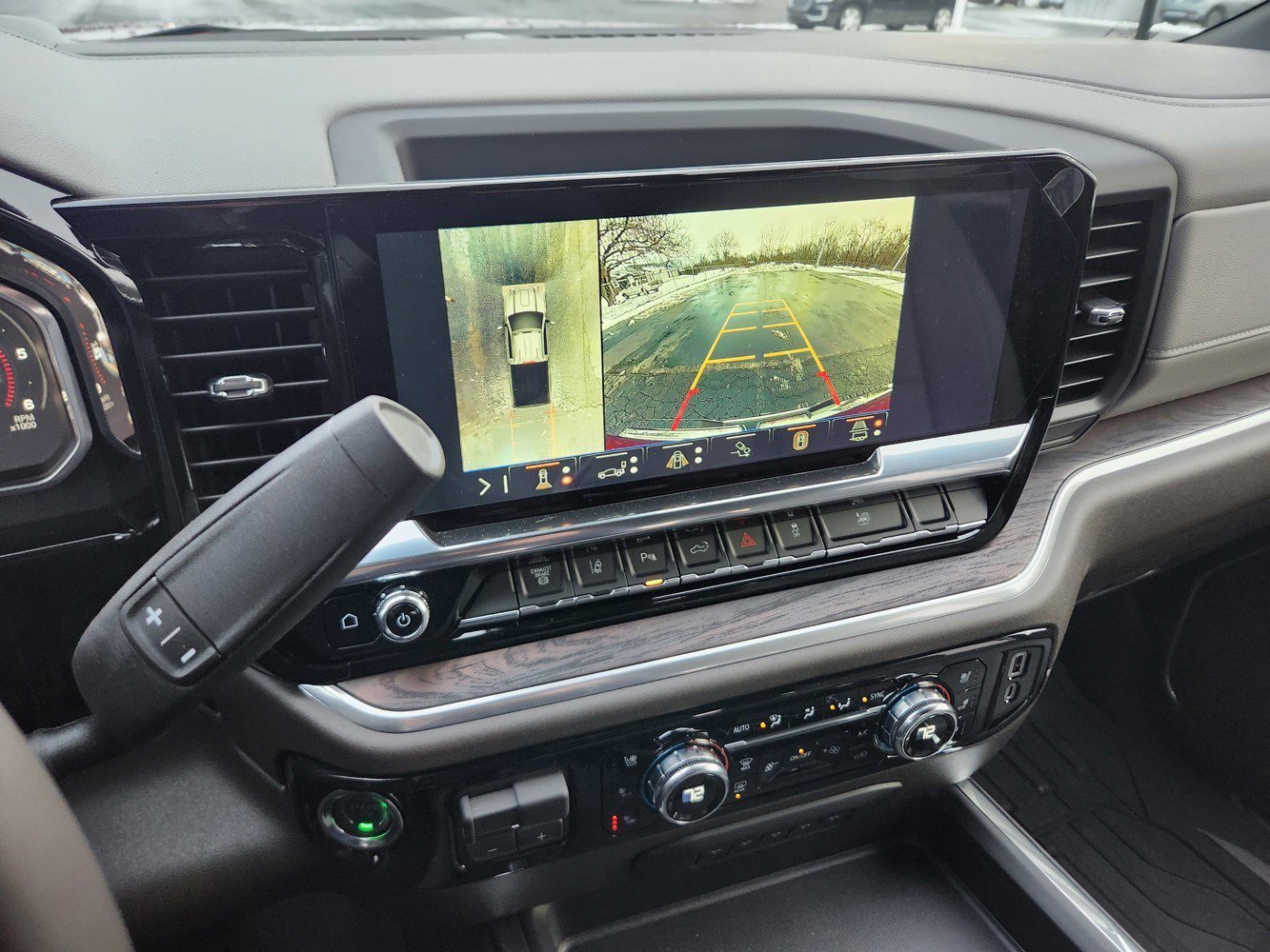 New 2026 GMC Sierra 2500 SLT w/ Max Trailering Package image 8