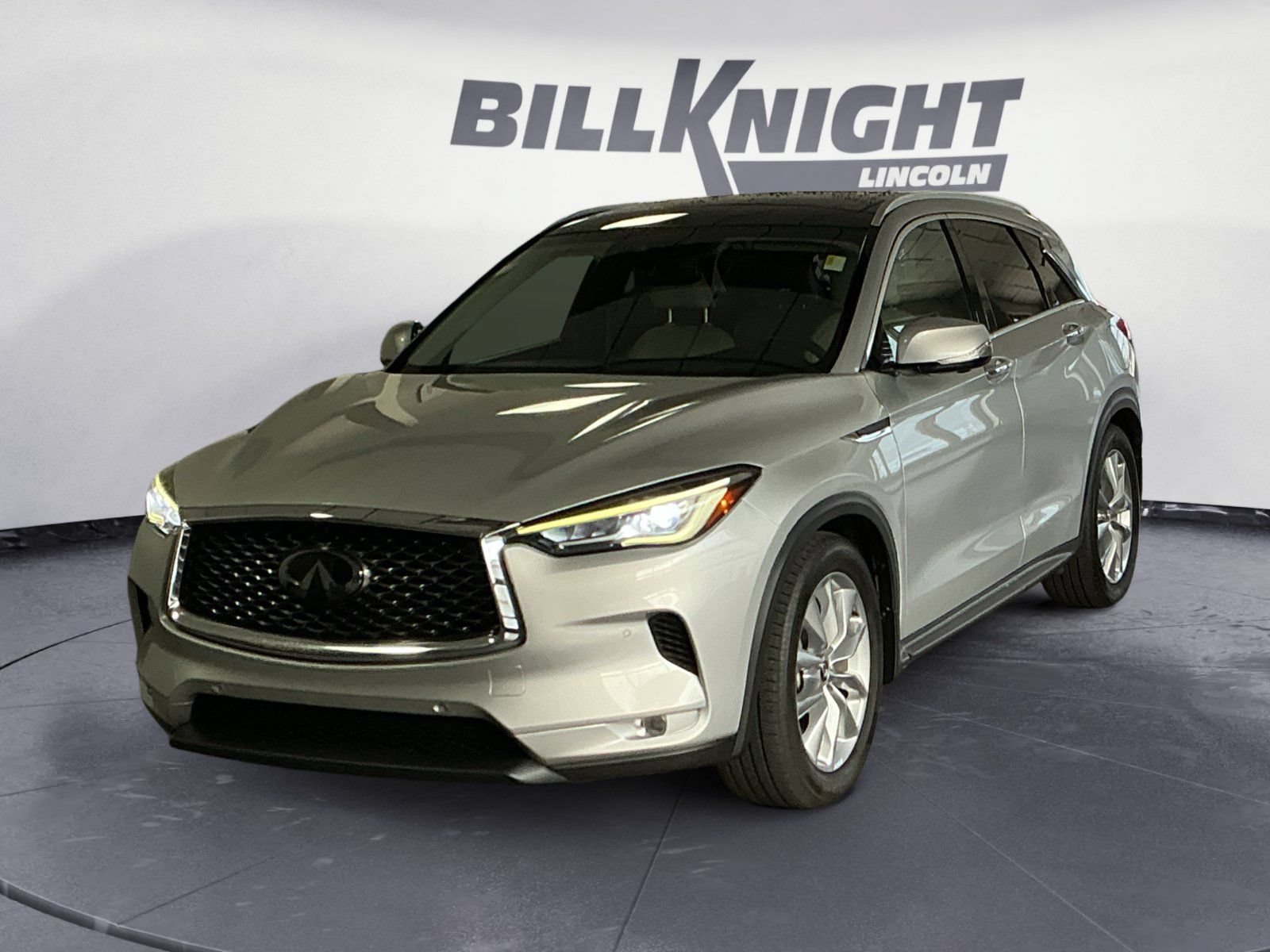 Used 2019 INFINITI QX50 Essential w/ Proactive Package AWD/4WD image 1