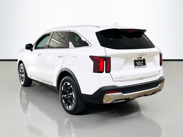 Used 2024 Kia Sorento S image 5