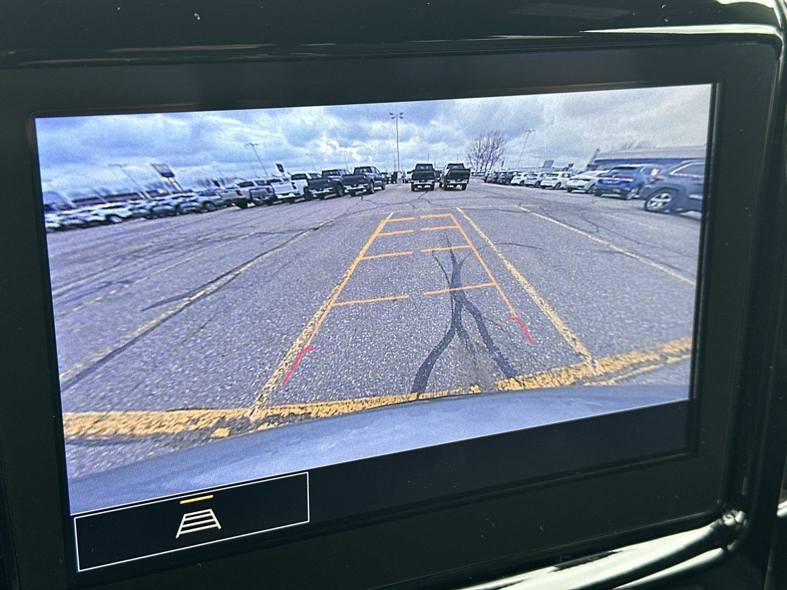 Certified 2023 Chevrolet Traverse LT image 28