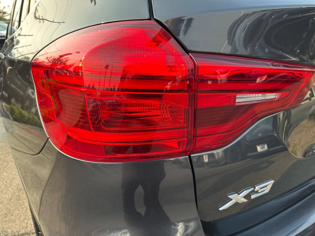 Used 2018 BMW X3 xDrive30i AWD/4WD image 10