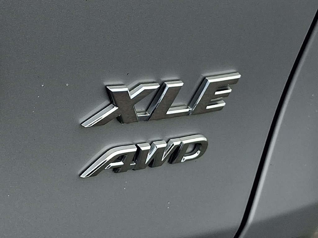 Certified 2025 Toyota RAV4 XLE AWD/4WD image 31