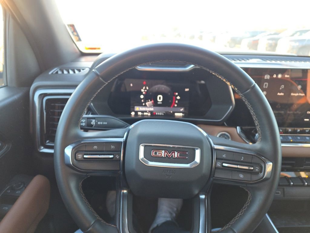 Used 2023 GMC Canyon AT4 image 47