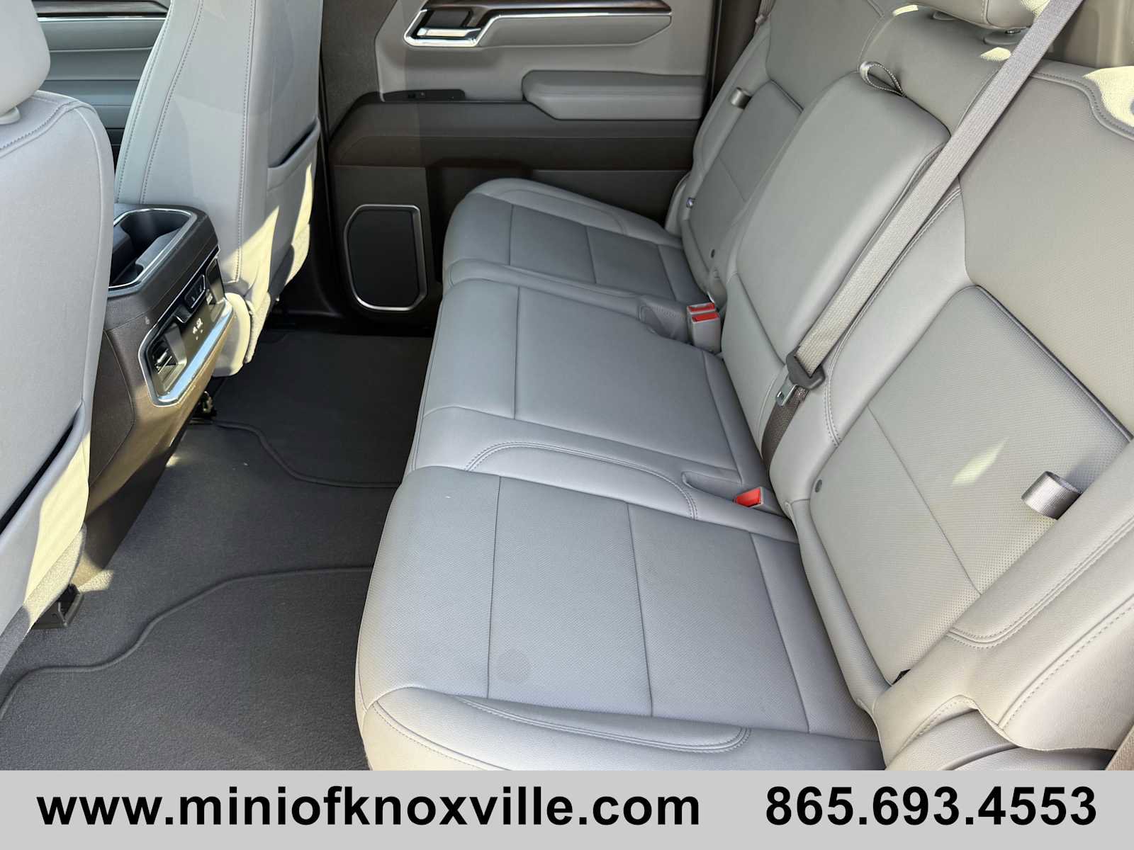 Used 2023 GMC Sierra 1500 SLT w/ SLT Premium Package image 29