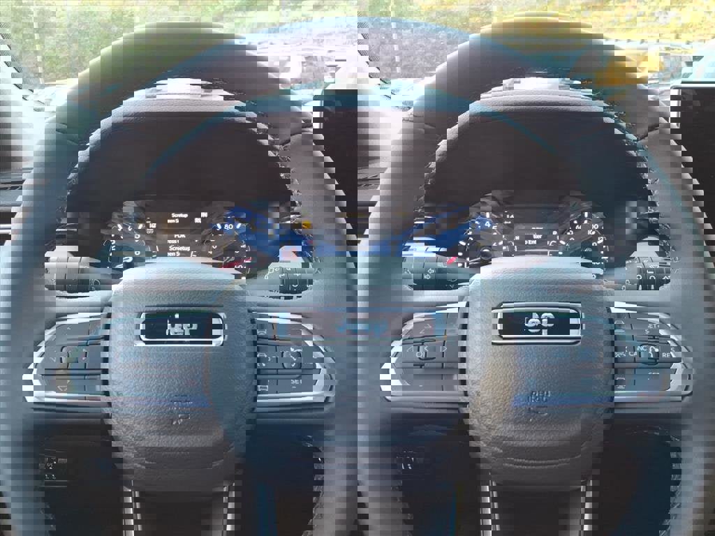 New 2026 Jeep Compass Limited w/ Sun, Sound & Navigation Group image 15