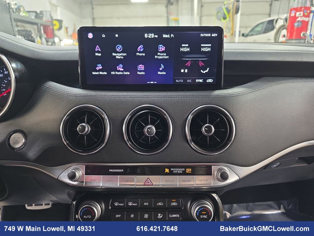 Used 2022 Kia Stinger GT-Line w/ Sun & Sound Package image 19