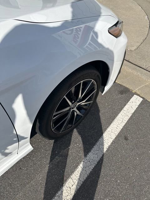 Used 2023 Toyota Camry SE image 8