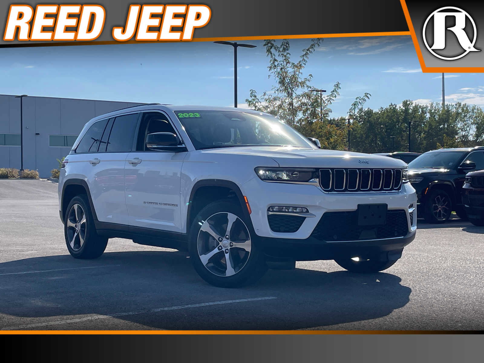 Certified 2023 Jeep Grand Cherokee 4WD 4xe w/ Luxury Tech Group II image 1