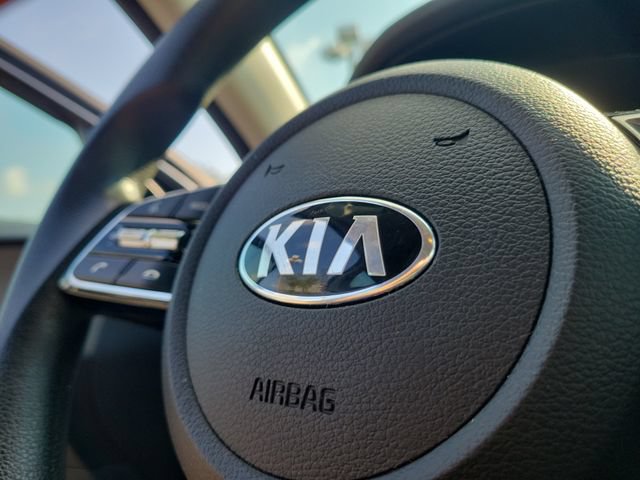 Used 2019 Kia Forte LXS FWD image 33