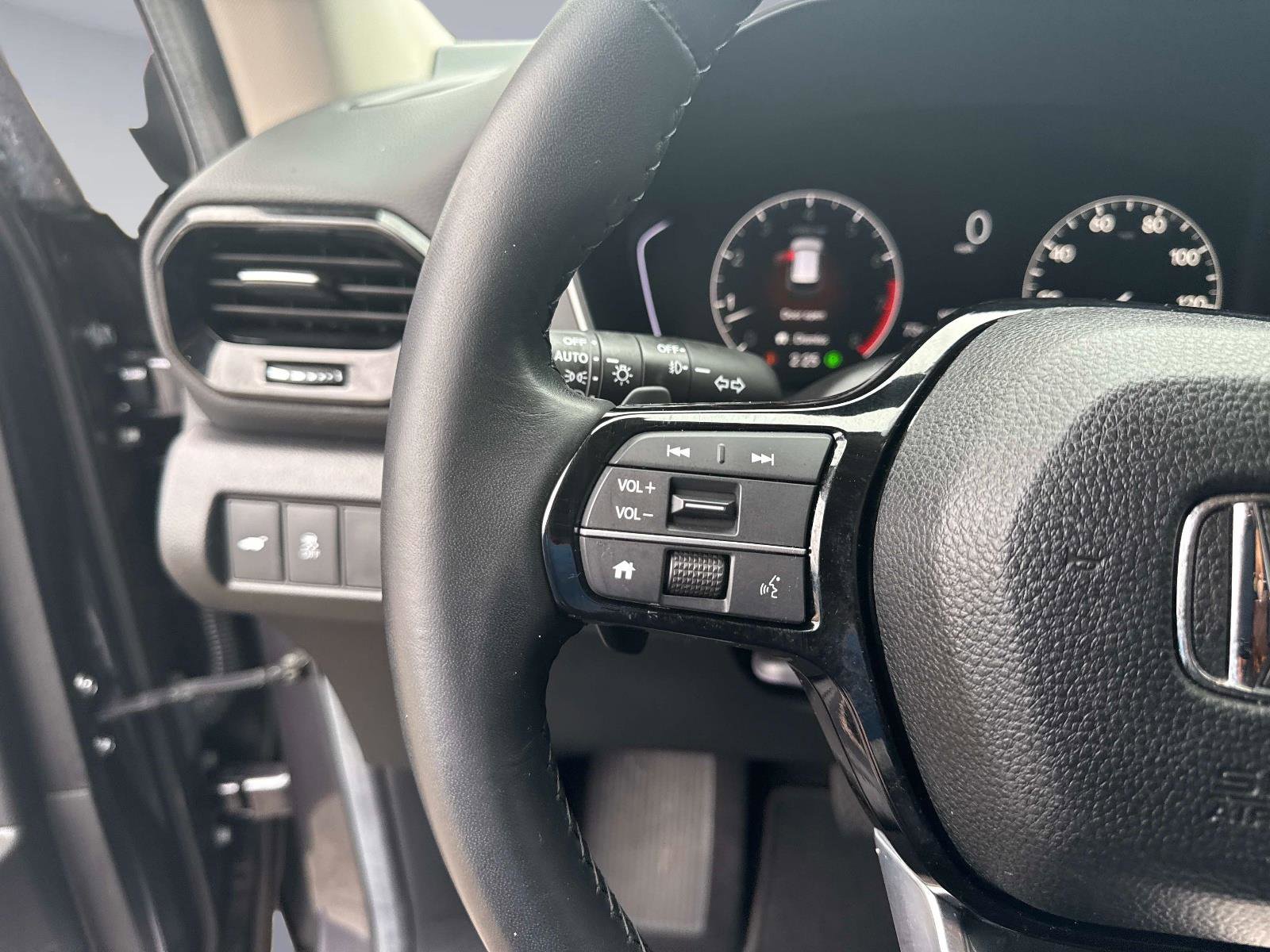 Certified 2024 Honda Pilot EX-L image 35