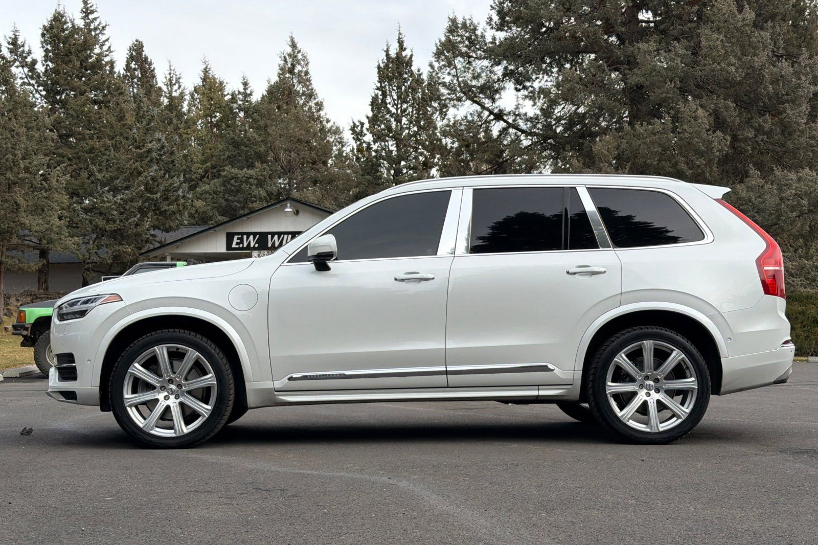 Used 2017 Volvo XC90 T8 Excellence image 7