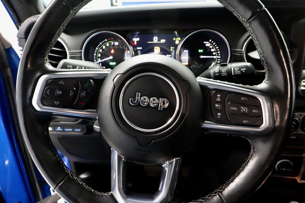 Used 2021 Jeep Wrangler Unlimited Sahara w/ Dual Top Group image 32