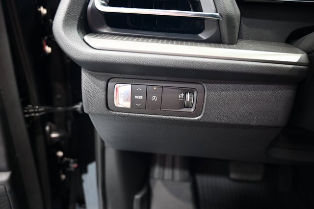 New 2026 Chevrolet Traverse LT w/ Driver Confidence Package image 22