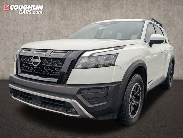 Used 2024 Nissan Pathfinder Rock Creek image 3