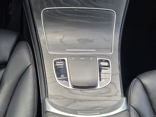 Used 2020 Mercedes-Benz GLC 300 image 19